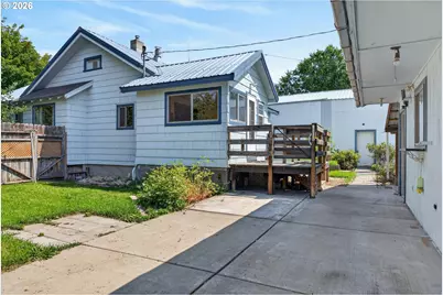 1029 Walnut St, Baker City, OR 97814 - Photo 37