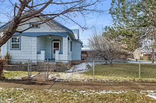 1029 Walnut St, Baker City, OR 97814 - Photo 5