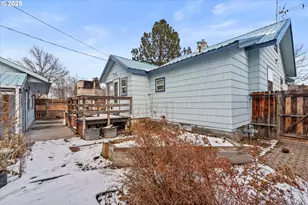 1029 Walnut St, Baker City, OR 97814 - Photo 9