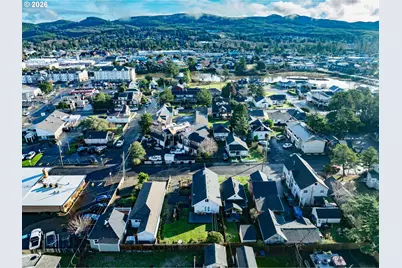 416 S Downing St, Seaside, OR 97138 - Photo 9