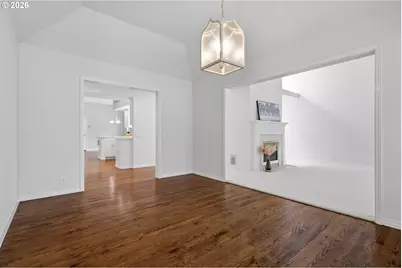 32237 SW Lake Dr, Wilsonville, OR 97070 - Photo 9