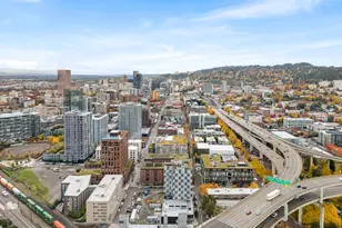 1830 NW Riverscape St, Portland, OR 97209 - Photo 31