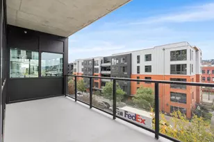 1830 NW Riverscape St, Portland, OR 97209 - Photo 19