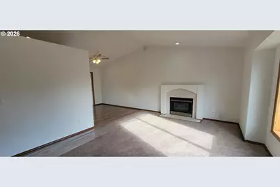 3857 SE 136th Ave, Portland, OR 97236 - Photo 11