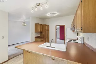 3738 SW 16th Ct, Gresham, OR 97080 - Photo 13