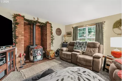 7450 SW 184th Pl, Beaverton, OR 97007 - Photo 3