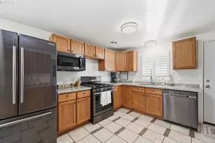 4060 Wood Ave, Eugene, OR 97402 - Photo 11