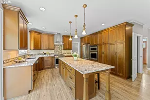 13425 SW Essex Dr, Portland, OR 97223 - Photo 9