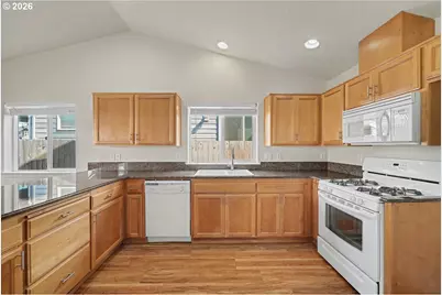 5437 Burbank St, Keizer, OR 97303 - Photo 7