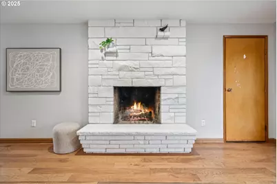 232 W Hereford St, Gladstone, OR 97027 - Photo 7