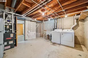 232 W Hereford St, Gladstone, OR 97027 - Photo 21