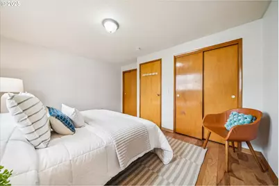 232 W Hereford St, Gladstone, OR 97027 - Photo 15