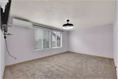279 S 71st St, Springfield, OR 97478 - Photo 17