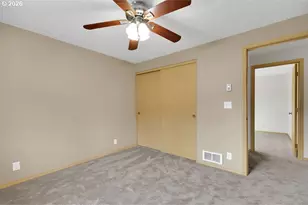 279 S 71st St, Springfield, OR 97478 - Photo 33