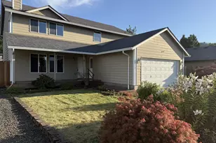 279 S 71st St, Springfield, OR 97478 - Photo 1
