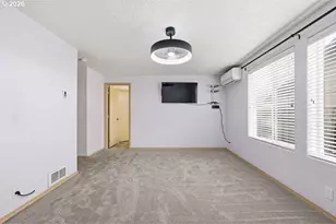 279 S 71st St, Springfield, OR 97478 - Photo 19