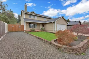 279 S 71st St, Springfield, OR 97478 - Photo 5