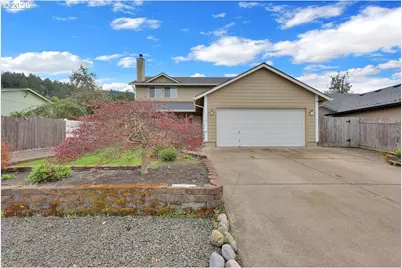 279 S 71st St, Springfield, OR 97478 - Photo 5
