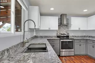 279 S 71st St, Springfield, OR 97478 - Photo 15