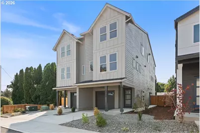 13144 Seasons Ln, Oregon City, OR 97045 - Photo 1