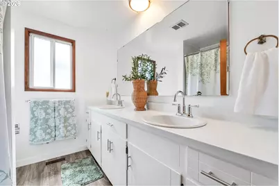 1140 Oak Dr, Junction City, OR 97448 - Photo 25