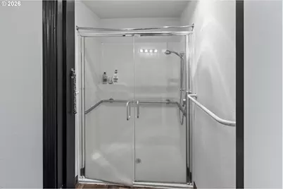 621 SW Evergreen Ave, Redmond, OR 97756 - Photo 17