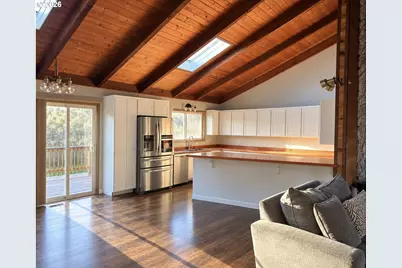 1182 Jackson Ave, Bandon, OR 97411 - Photo 5