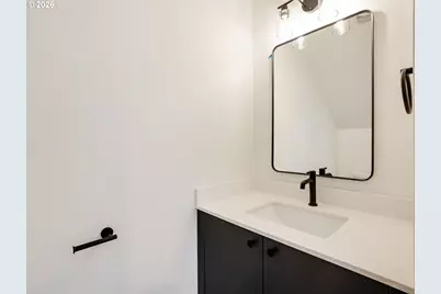 5871 NE Prescott St, Portland, OR 97218 - Photo 9