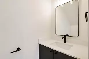 5871 NE Prescott St, Portland, OR 97218 - Photo 9