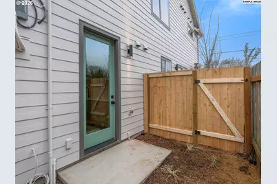 5871 NE Prescott St, Portland, OR 97218 - Photo 23