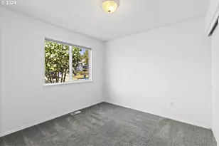 38984 Jerger St, Sandy, OR 97055 - Photo 5