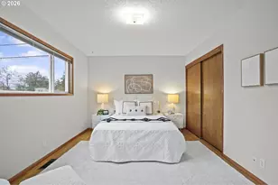 10531 SE Long St, Portland, OR 97266 - Photo 17