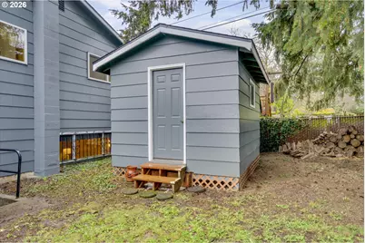 10531 SE Long St, Portland, OR 97266 - Photo 39