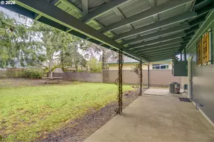 10531 SE Long St, Portland, OR 97266 - Photo 33