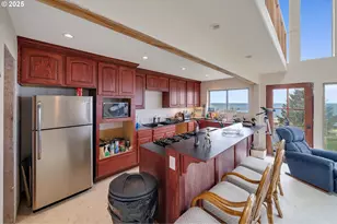 535 Kesterson Ct, Rockaway Beach, OR 97136 - Photo 27