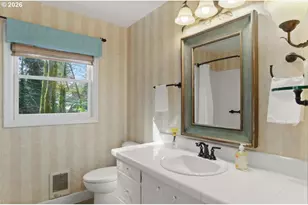 1310 Heater Ct, West Linn, OR 97068 - Photo 23
