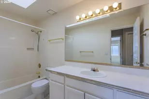 19705 SW 48th Ave, Tualatin, OR 97062 - Photo 27