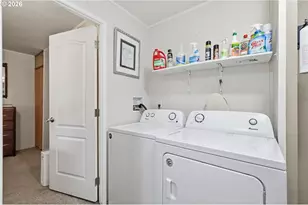 33838 E River Dr, Creswell, OR 97426 - Photo 21