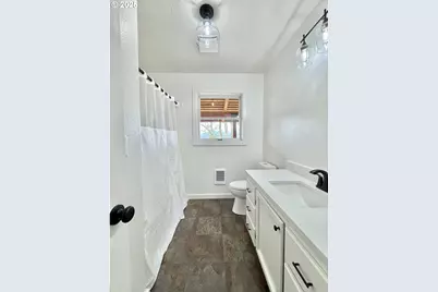 11880 Dupee Valley Rd, McMinnville, OR 97128 - Photo 15