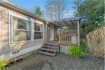 93720 Adams Ln, Coos Bay, OR 97420 - Photo 37