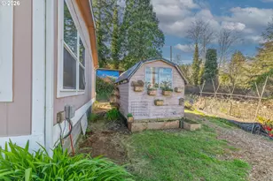 93720 Adams Ln, Coos Bay, OR 97420 - Photo 43