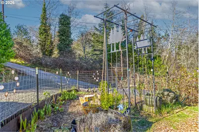 93720 Adams Ln, Coos Bay, OR 97420 - Photo 47
