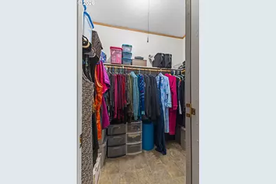 93720 Adams Ln, Coos Bay, OR 97420 - Photo 23