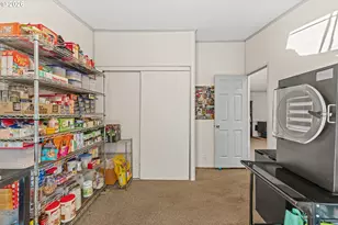 93720 Adams Ln, Coos Bay, OR 97420 - Photo 35