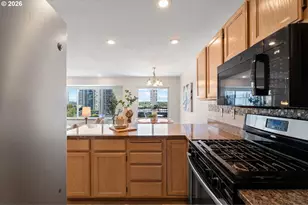 3812 S Kelly Ave, Portland, OR 97239 - Photo 15