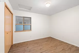 3812 S Kelly Ave, Portland, OR 97239 - Photo 23