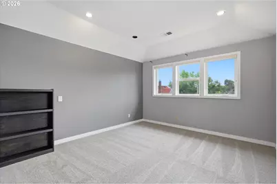 1805 NE Halsey St, Portland, OR 97232 - Photo 21