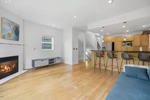 1805 NE Halsey St, Portland, OR 97232 - Photo 7