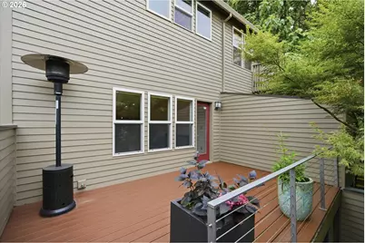 1805 NE Halsey St, Portland, OR 97232 - Photo 23