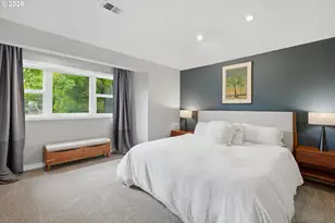 1805 NE Halsey St, Portland, OR 97232 - Photo 17